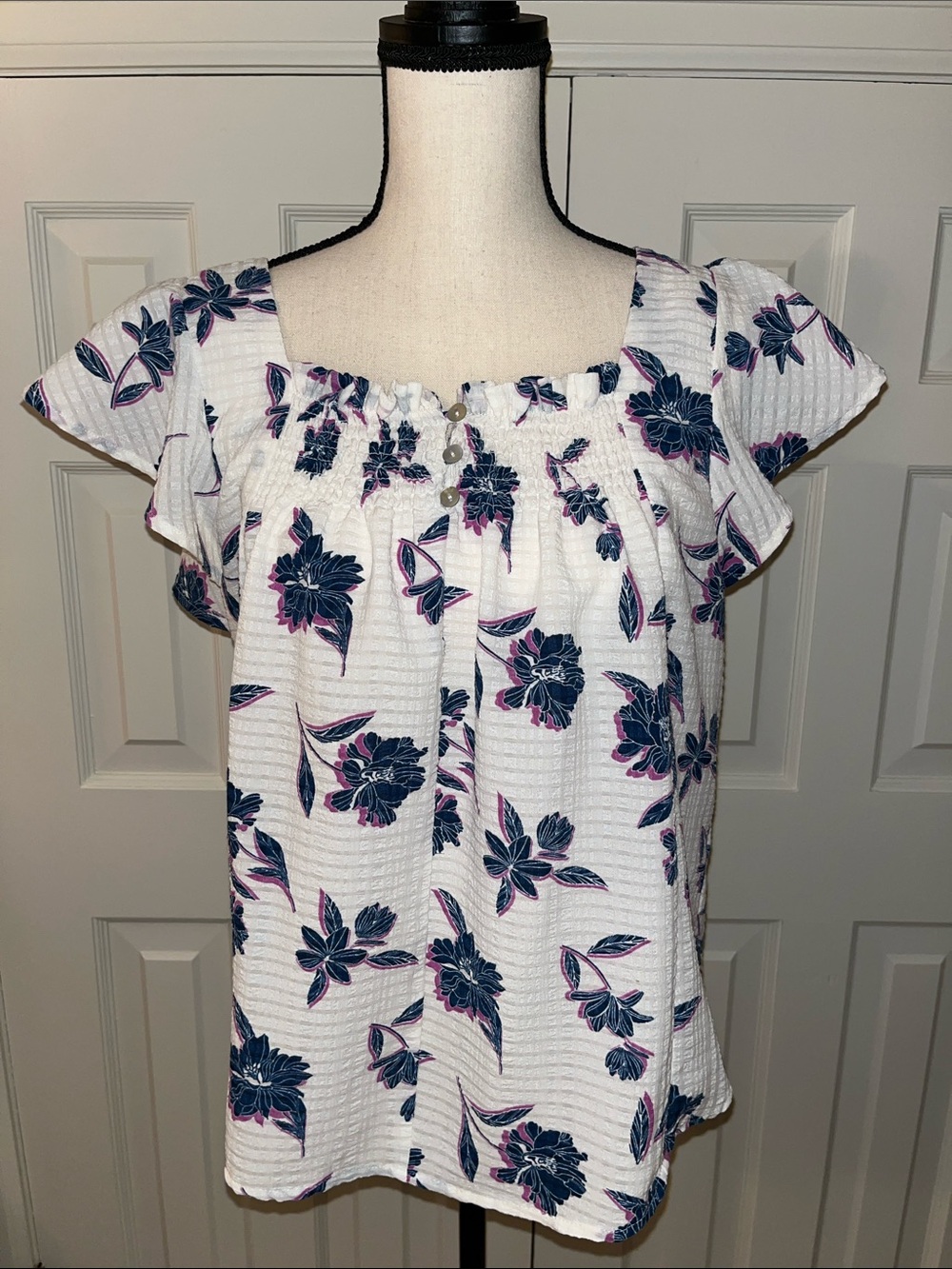 Draper James Women's White Floral Square-Neck Top- Medium